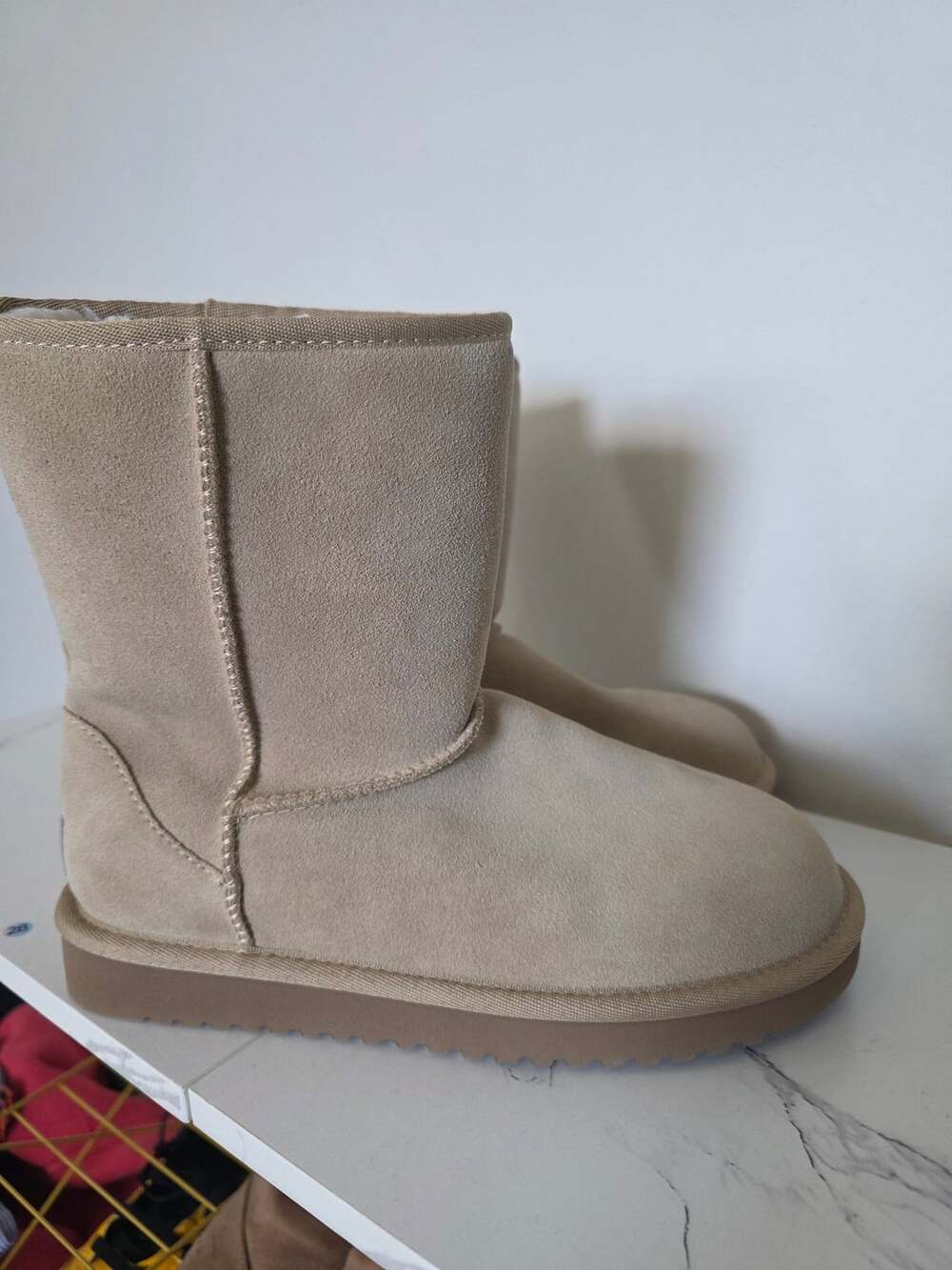 Koolaburra by Ugg Koola Short Size 6 Sand Suede Winter Boots